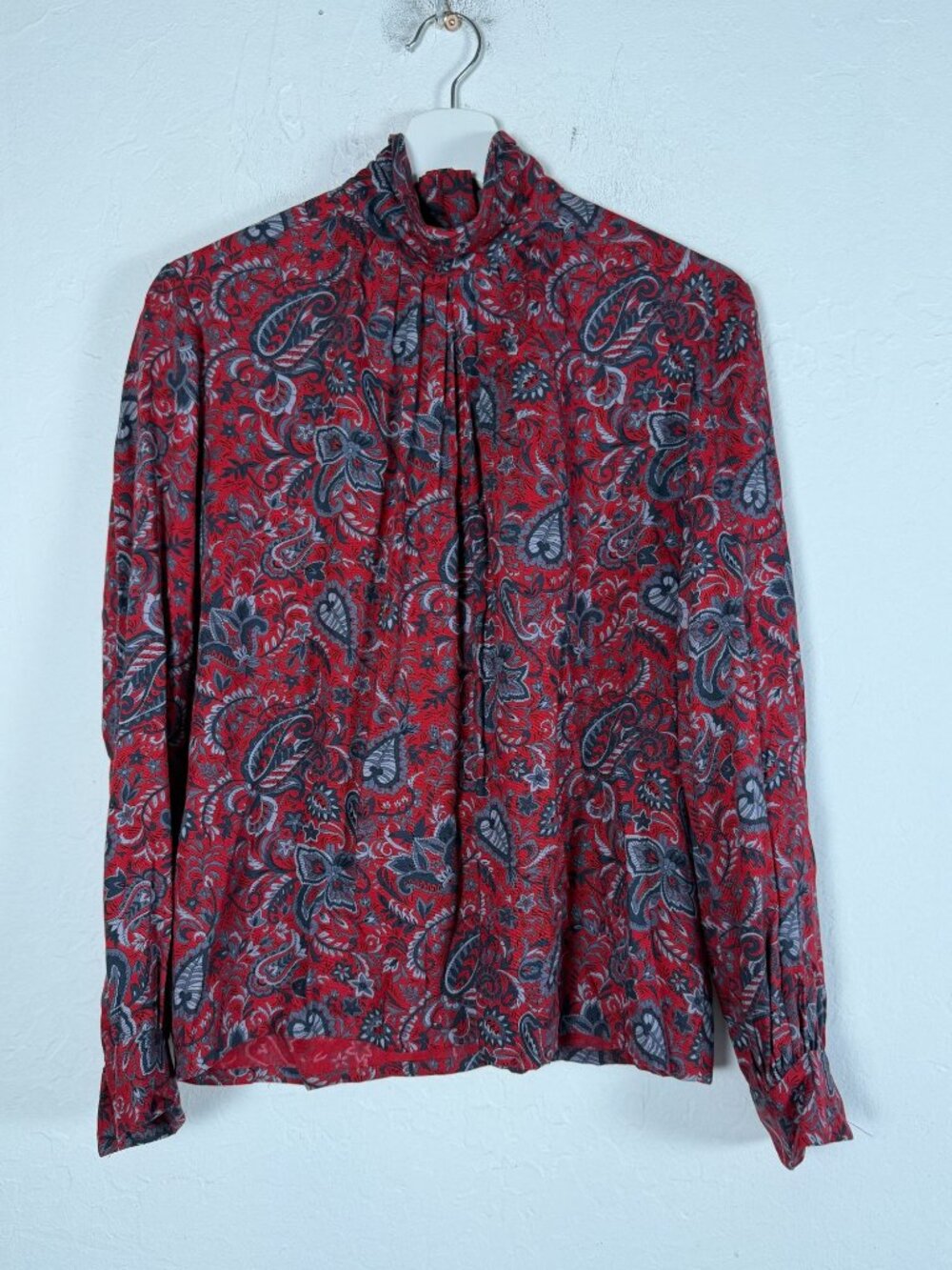 Vintage Pendleton Country Sophisticates Petite 12 Red Paisley Blouse Mock Neck